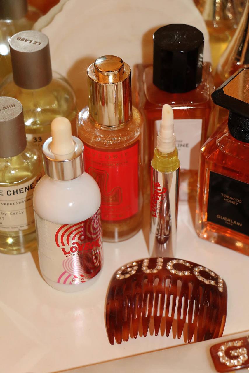 LIP GLOW OIL